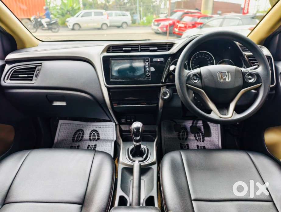 Honda City I-vtec V, 2018, Petrol