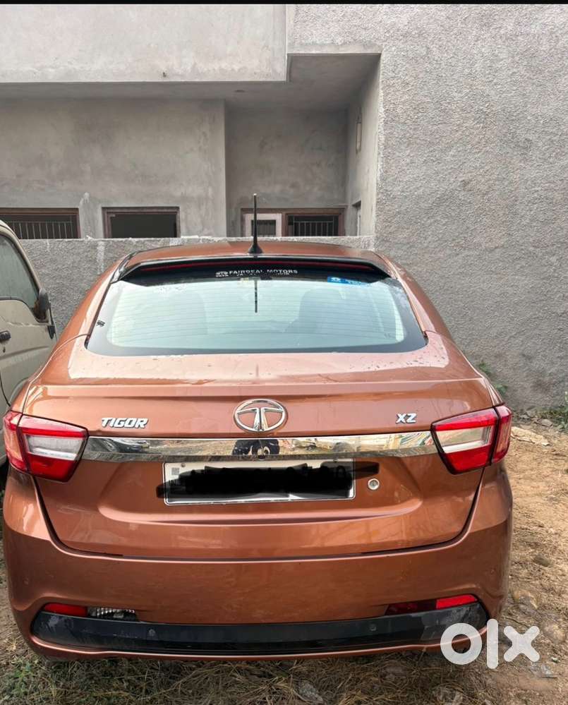 Tata Tigor Petrol 2019