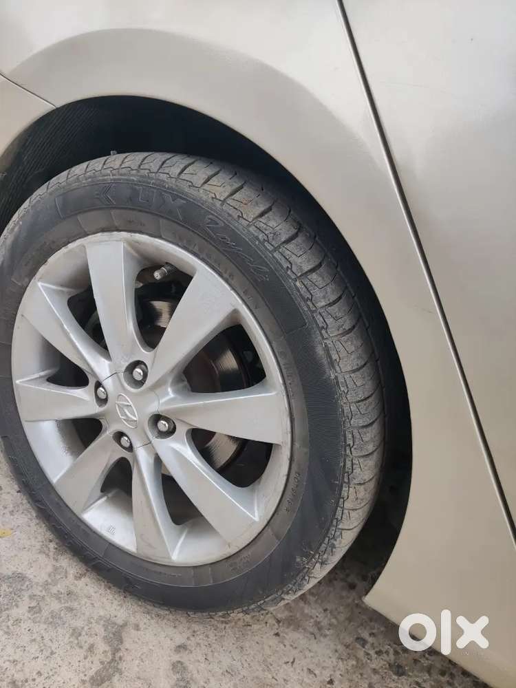 Hyundai Fluidic Verna 2012 Diesel 130300 Km Driven