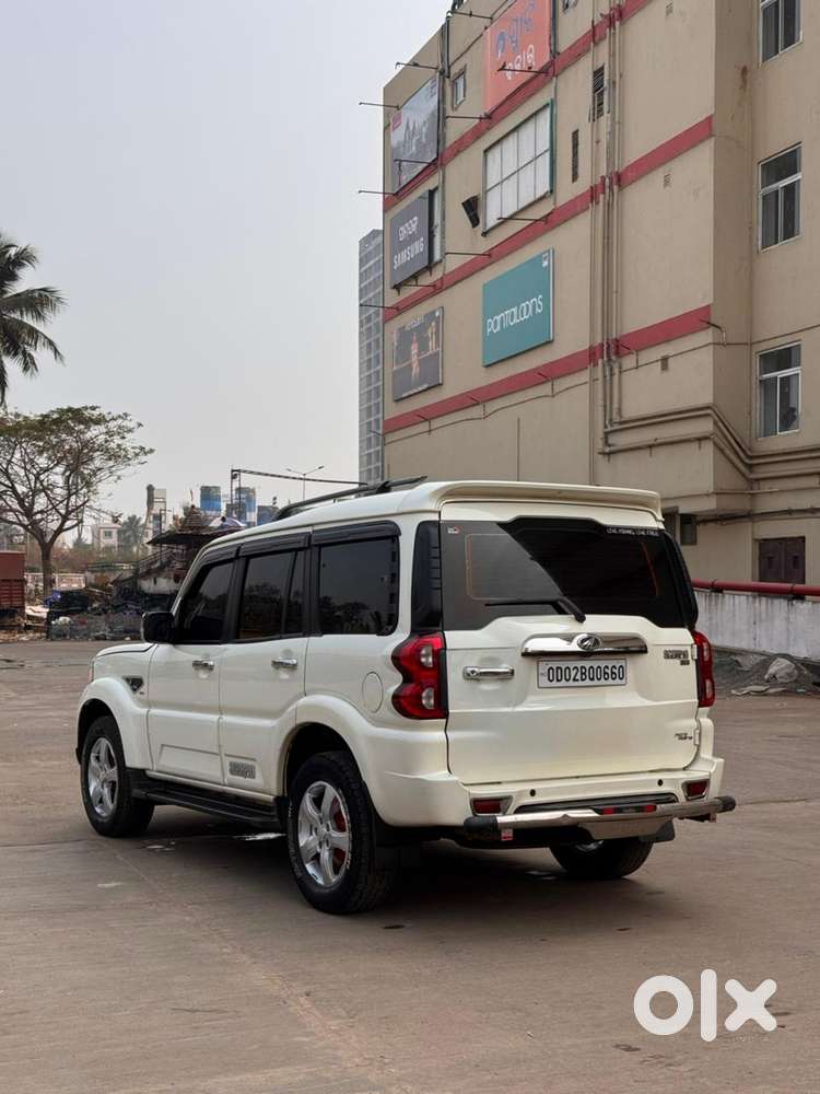 Mahindra Scorpio Classic 2.2 S 11 Mt 7 Str, 2021, Diesel