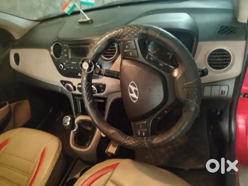 Hyundai Xcent Petrol 2015