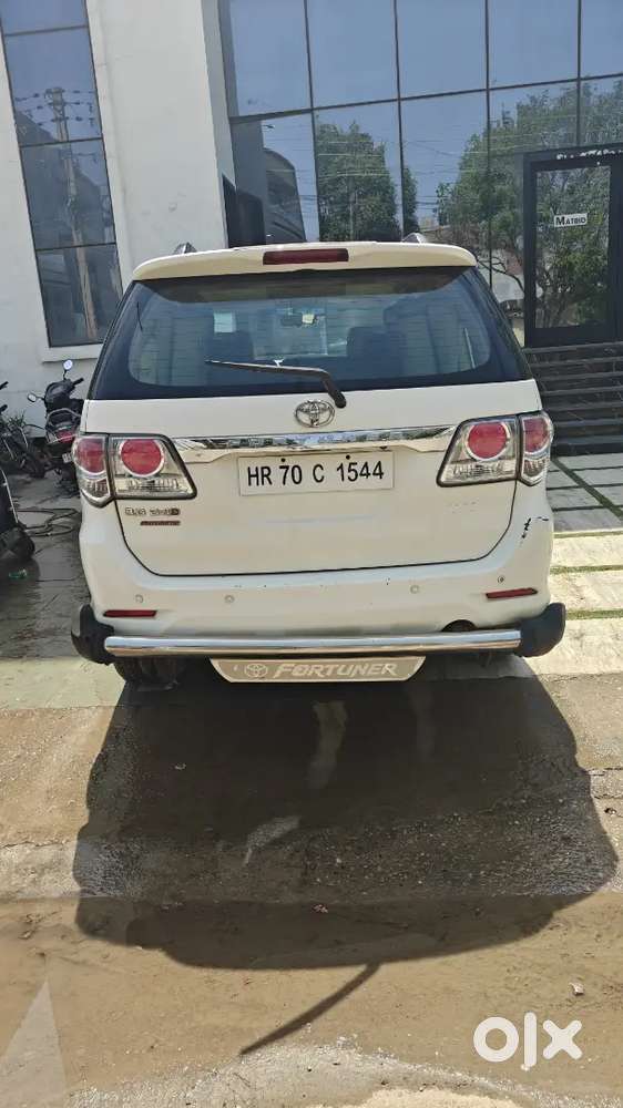 Toyota Fortuner Diesel 2013 Variant