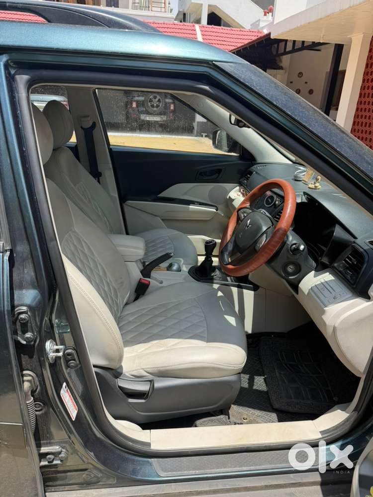 Mahindra Xuv300 Diesel 2023  1st Owner Less Drive