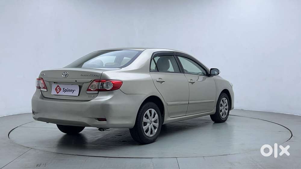 Toyota Corolla Altis 1.8 J, 2013, Petrol