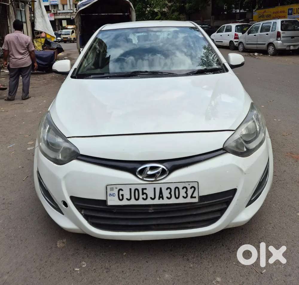 Hyundai I20 2012 Diesel 111000 Km Driven