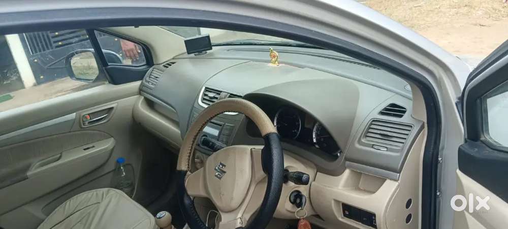 Maruti Suzuki Ertiga 2012 Diesel 105000 Km Driven