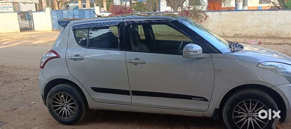 Maruti Suzuki Swift 2012 Zxi 2nd Owner