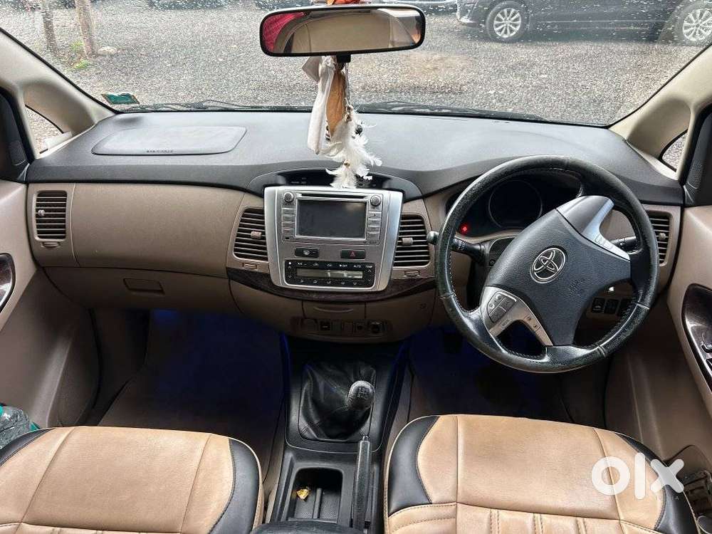 Toyota Innova, 2015, Diesel