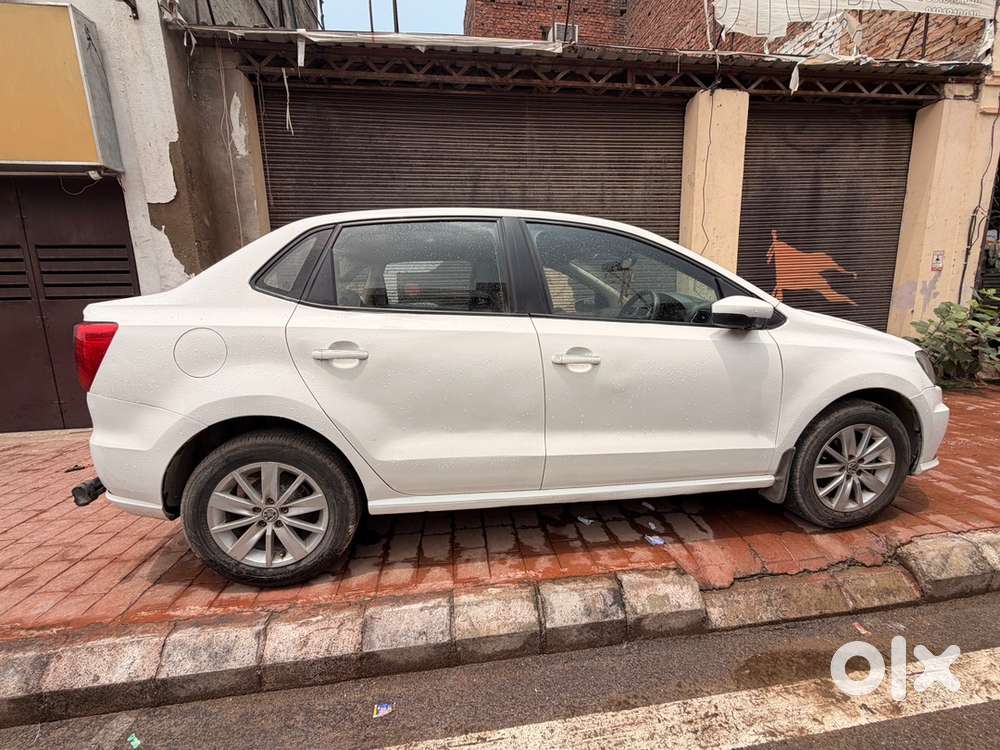Volkswagen Ameo Petrol 2017