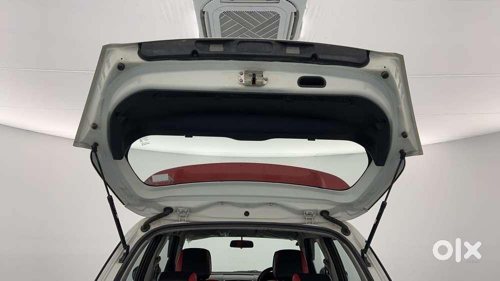 Maruti Suzuki Swift Vvt Vxi, 2015, Petrol