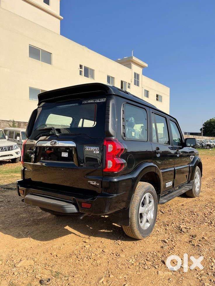 Mahindra Scorpio Classic 2021