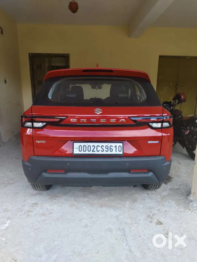 Maruti Brezza Vxi 2024
