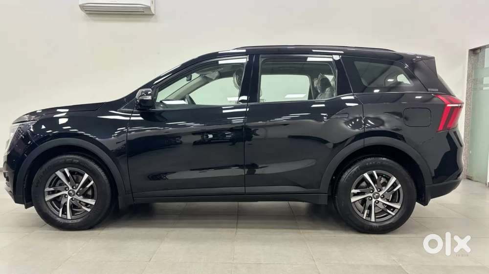Mahindra Xuv700 2.2 Ax 5 Diesel At 7 Str, 2024, Diesel