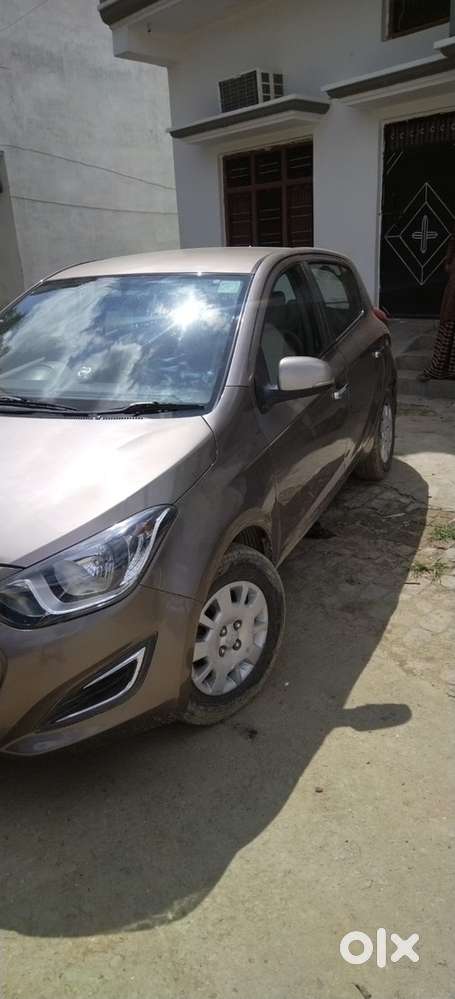 Hyundai I20 Sportz Crdi 2012
