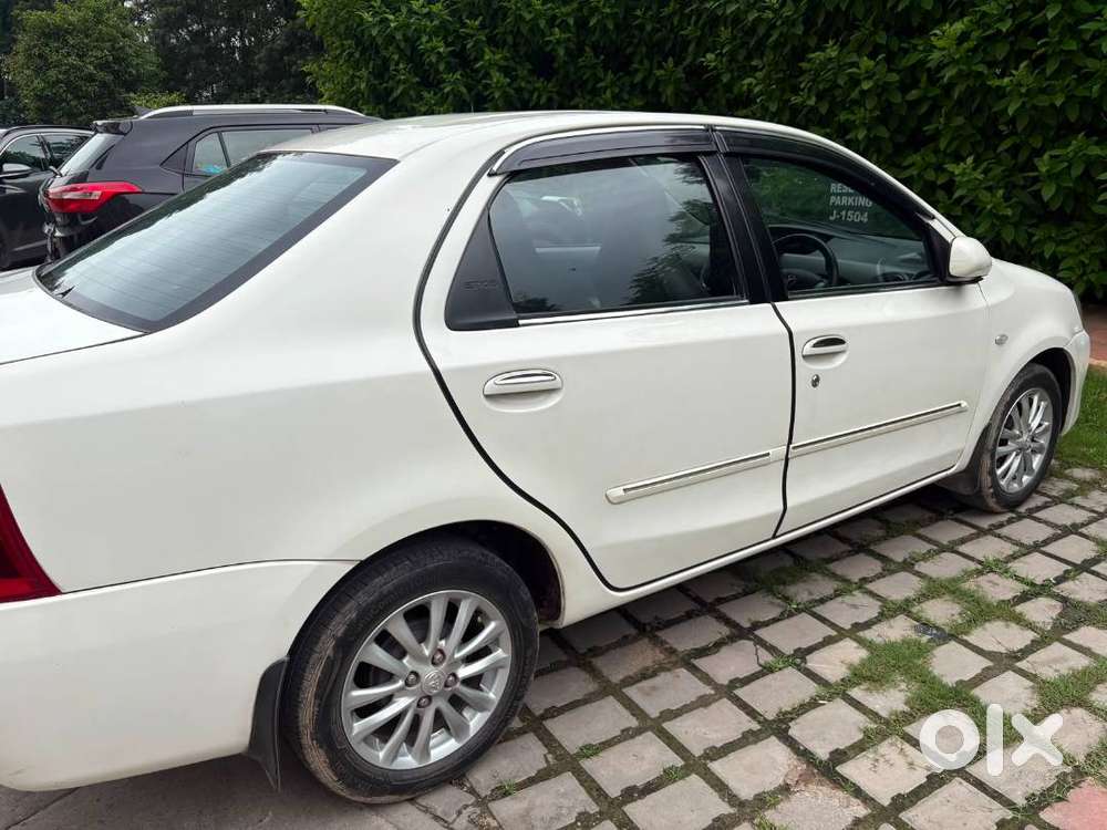 Car For Sale Toyota Etios 2011