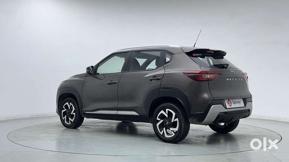 Nissan Magnite 1.0 Xv Executive, 2021, Petrol