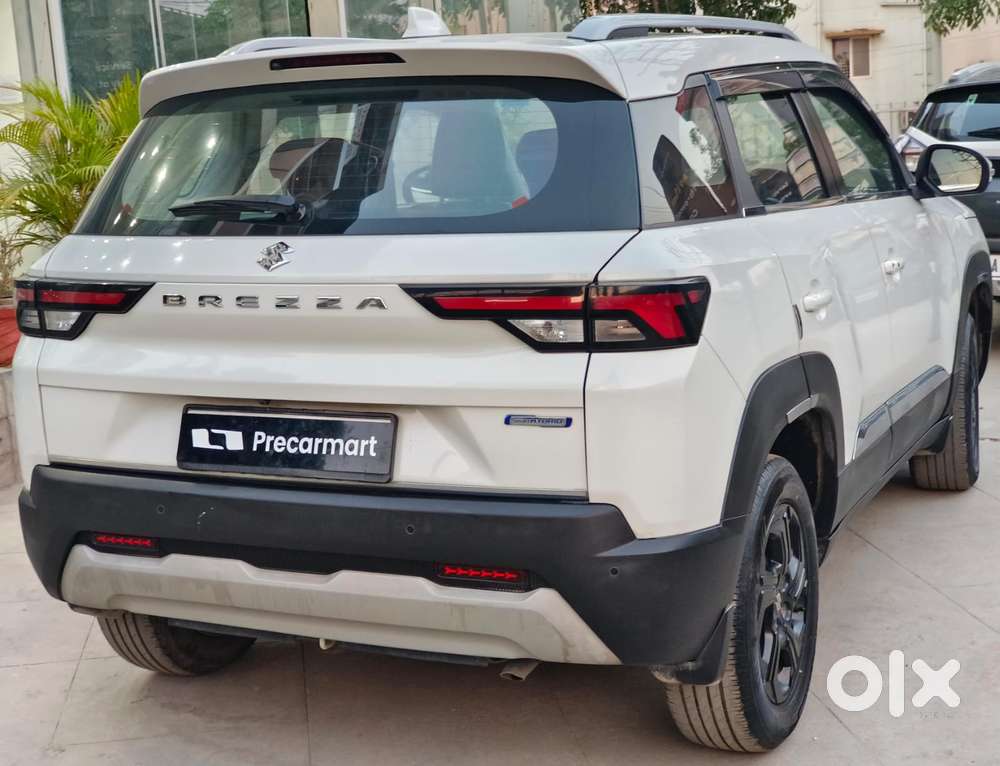 Maruti Suzuki Brezza 1.5 Zxi At Smart Hybrid, 2023, Petrol