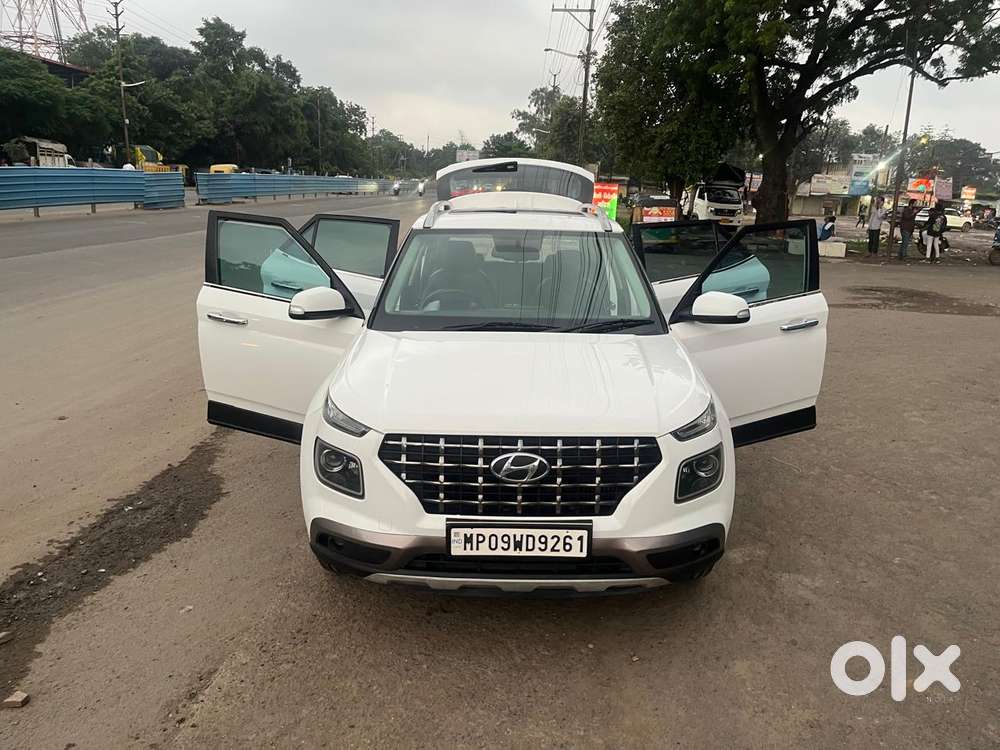 Hyundai Venue Sx (o) Mt 1.5 Diesel, 2020, Diesel