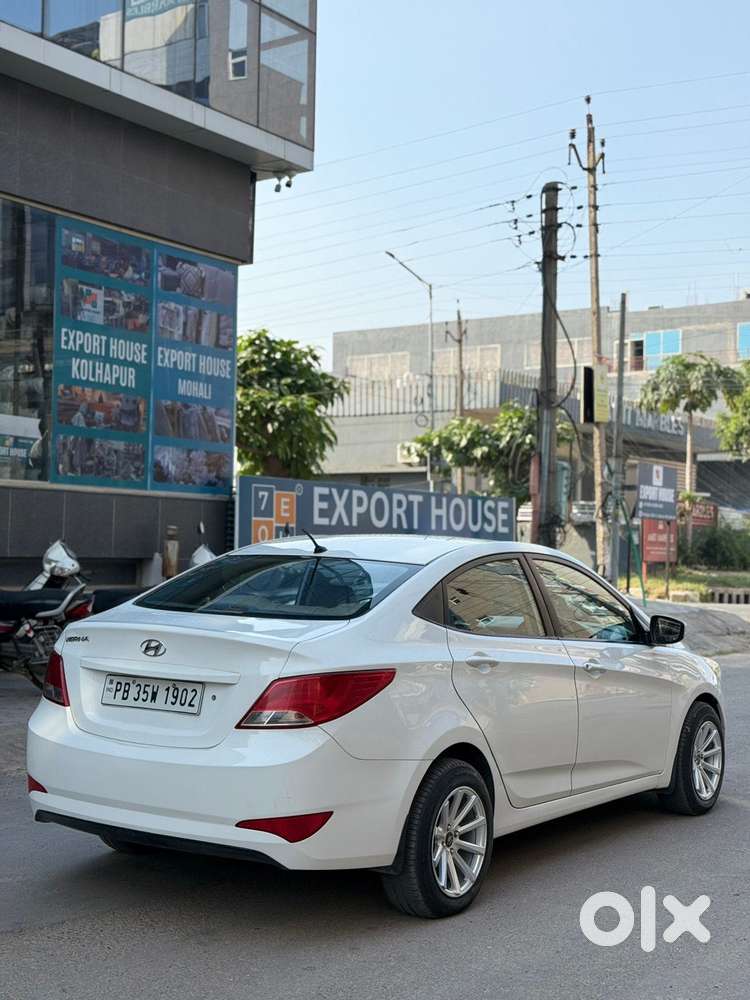 Hyundai Verna Ex 1.5 Petrol Mt, 2015, Petrol