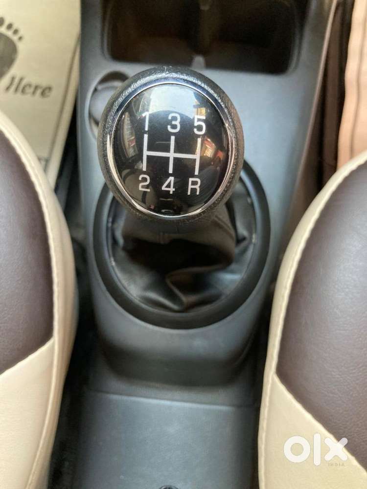 Maruti Suzuki Swift Dzire 2011 Petrol Well Maintained