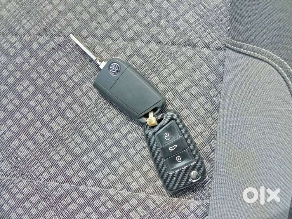 Volkswagen Taigun 1.0 Tsi Highline At, 2021, Petrol