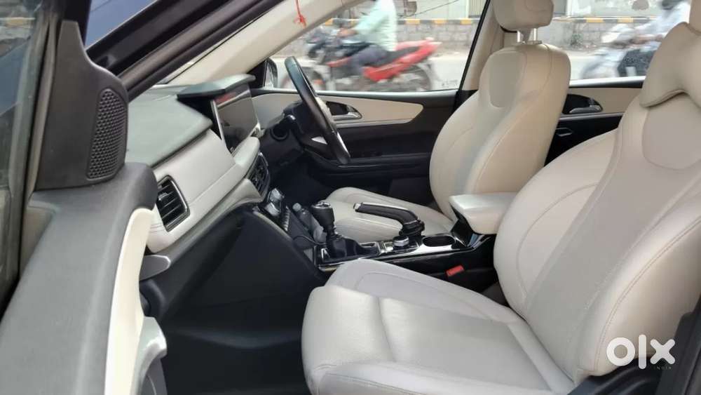 Mahindra Xuv700 2.2 Ax 7 Diesel Mt Str, 2024, Diesel