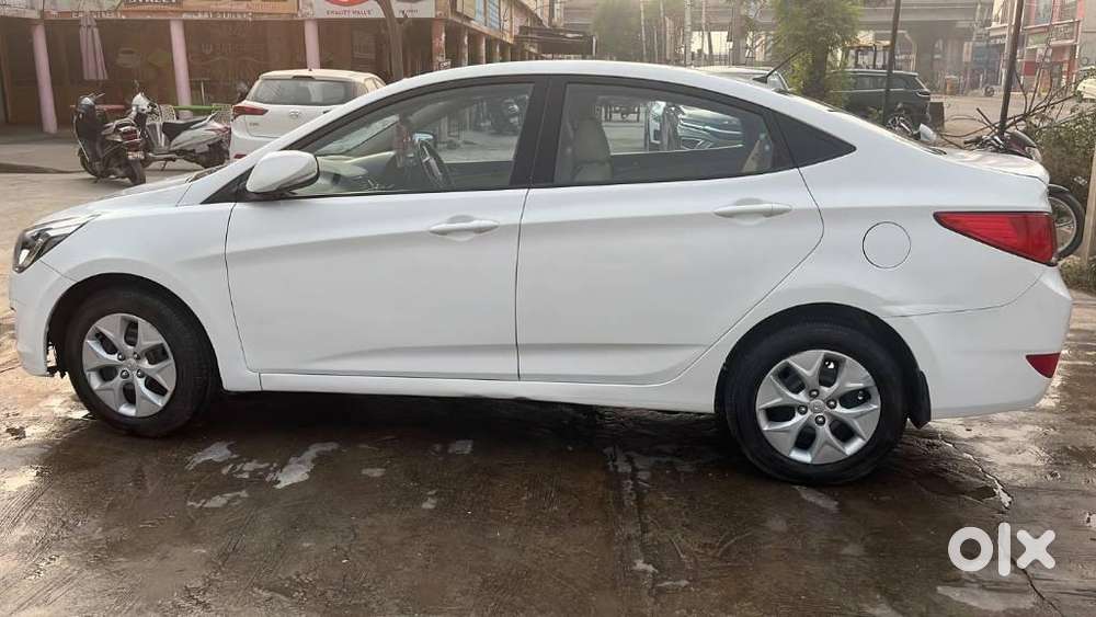 Hyundai Verna 2016-2017 1.6 Vtvt At Sx, 2016, Petrol