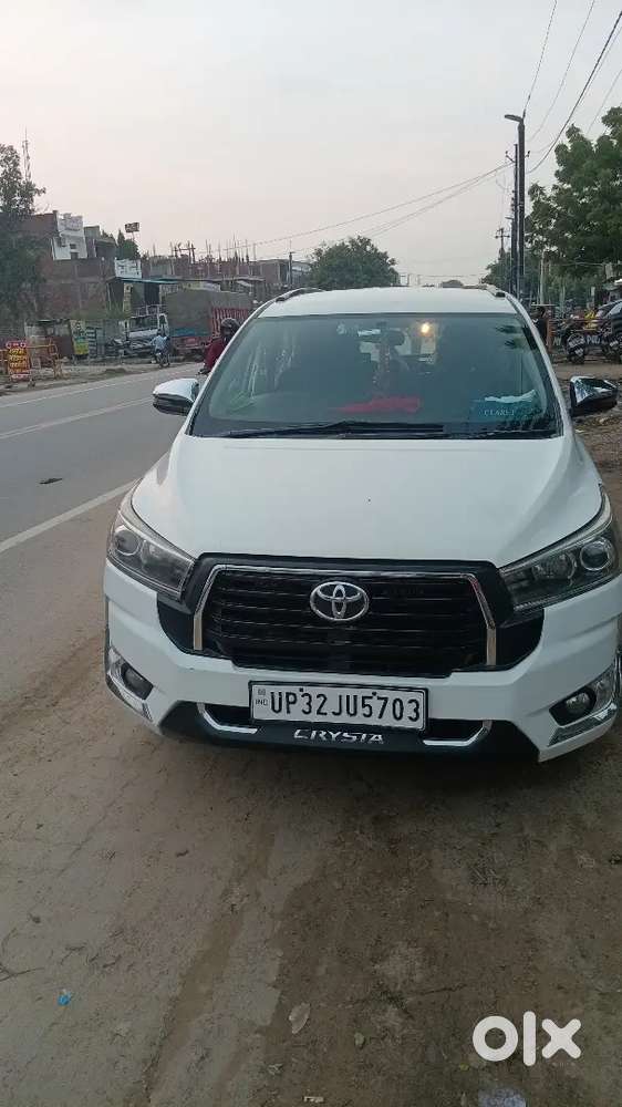 Toyota Innova Crysta 2018 Diesel Manual 3rd Owner