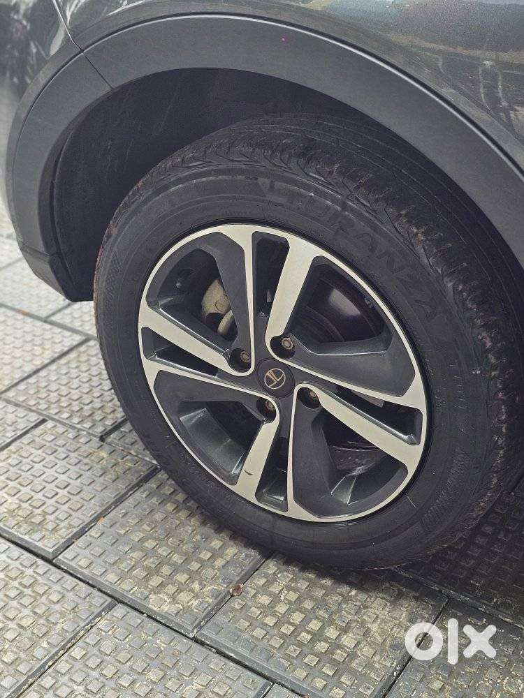 Tata Nexon 1.2 Revotron Xm (s), 2022, Petrol