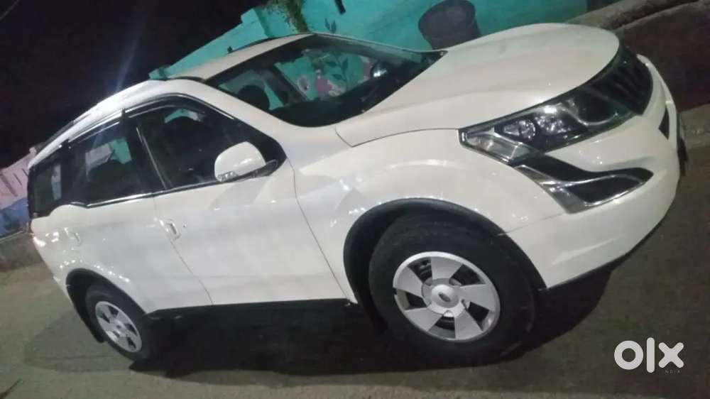 Mahindra Xuv500 2018 Diesel 45000 Km Driven