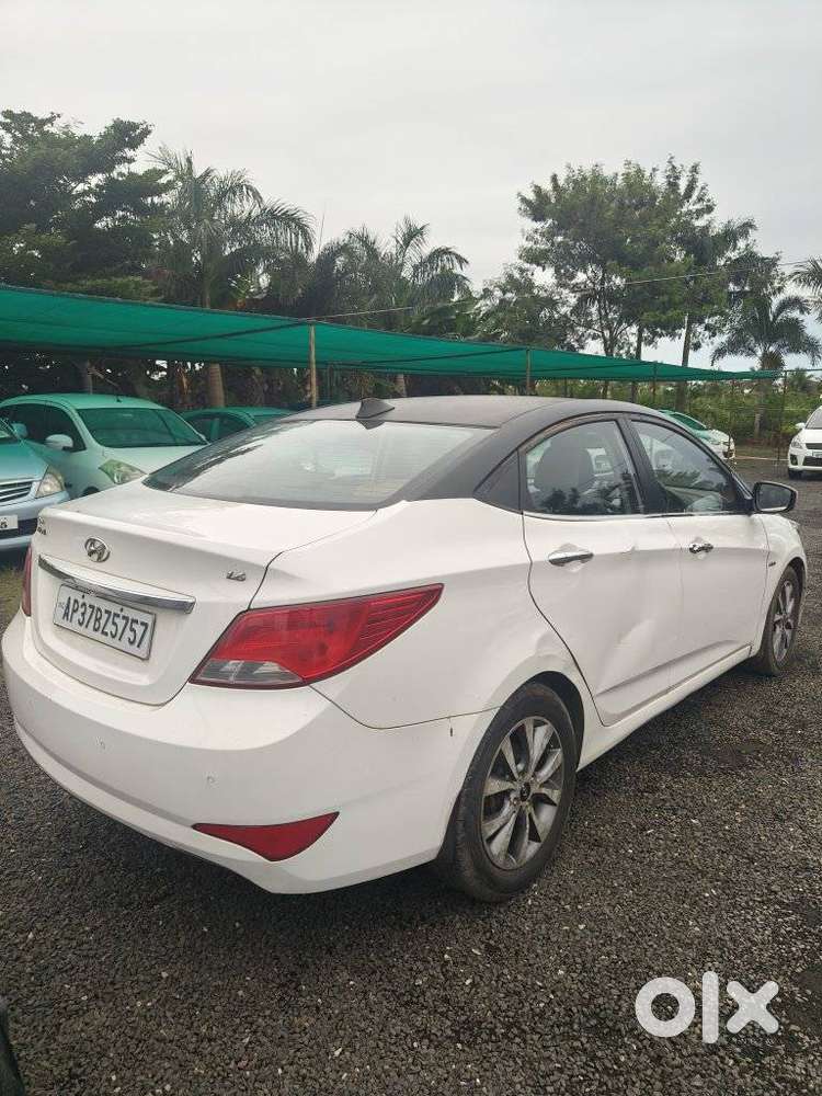 Hyundai Fluidic Verna 1.6 Crdi Sx, 2015, Diesel