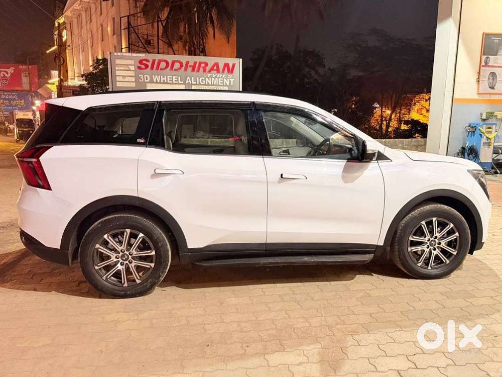 Mahindra Xuv700 Ax7 Luxury Pack Awd, 2023, Diesel