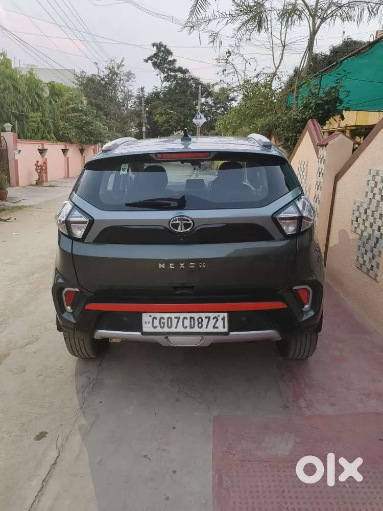 Tata Nexon Amt Diesel