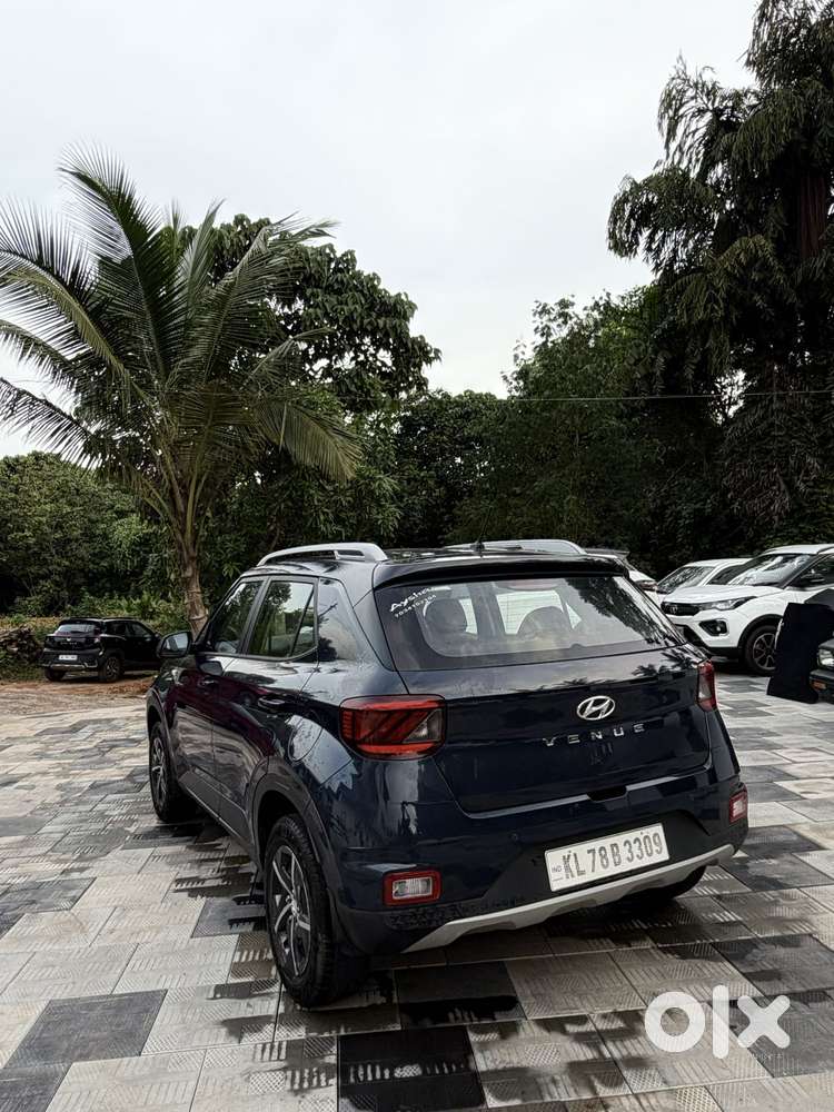 Hyundai Venue S 1.2 Petrol, 2021, Petrol