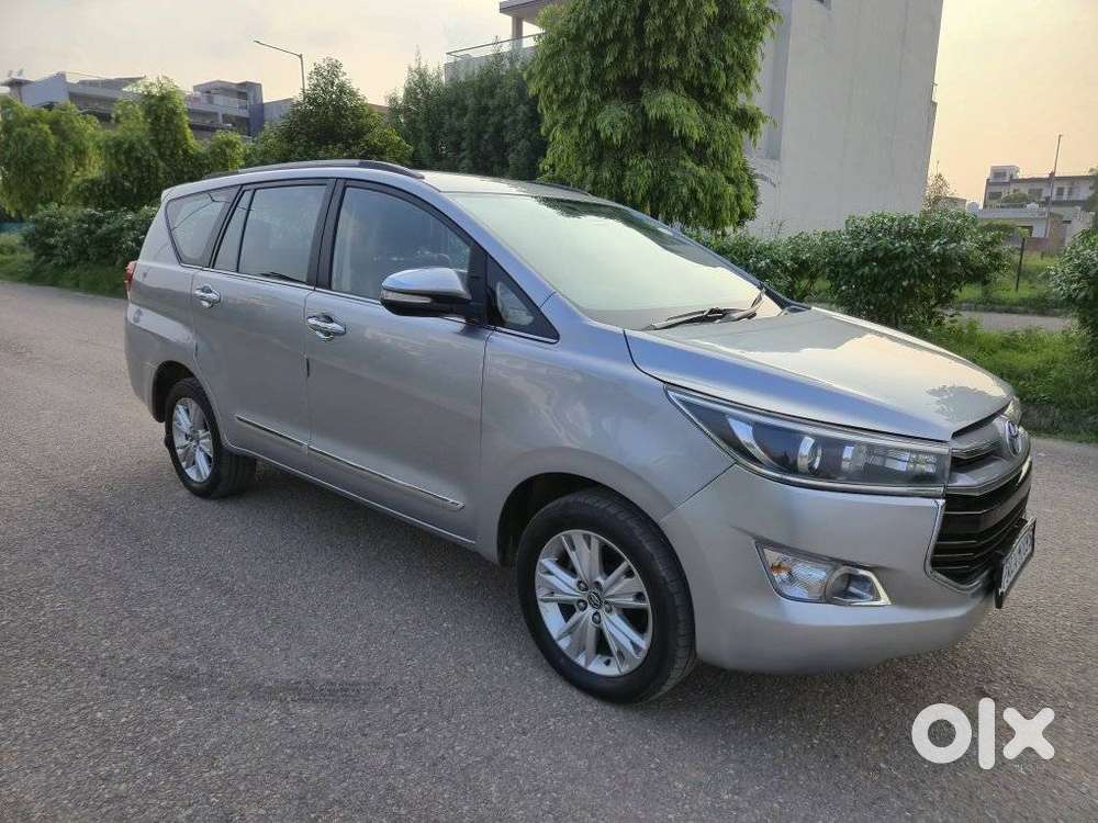 Toyota Innova Crysta 2.4 Z 7 Str, 2016, Diesel