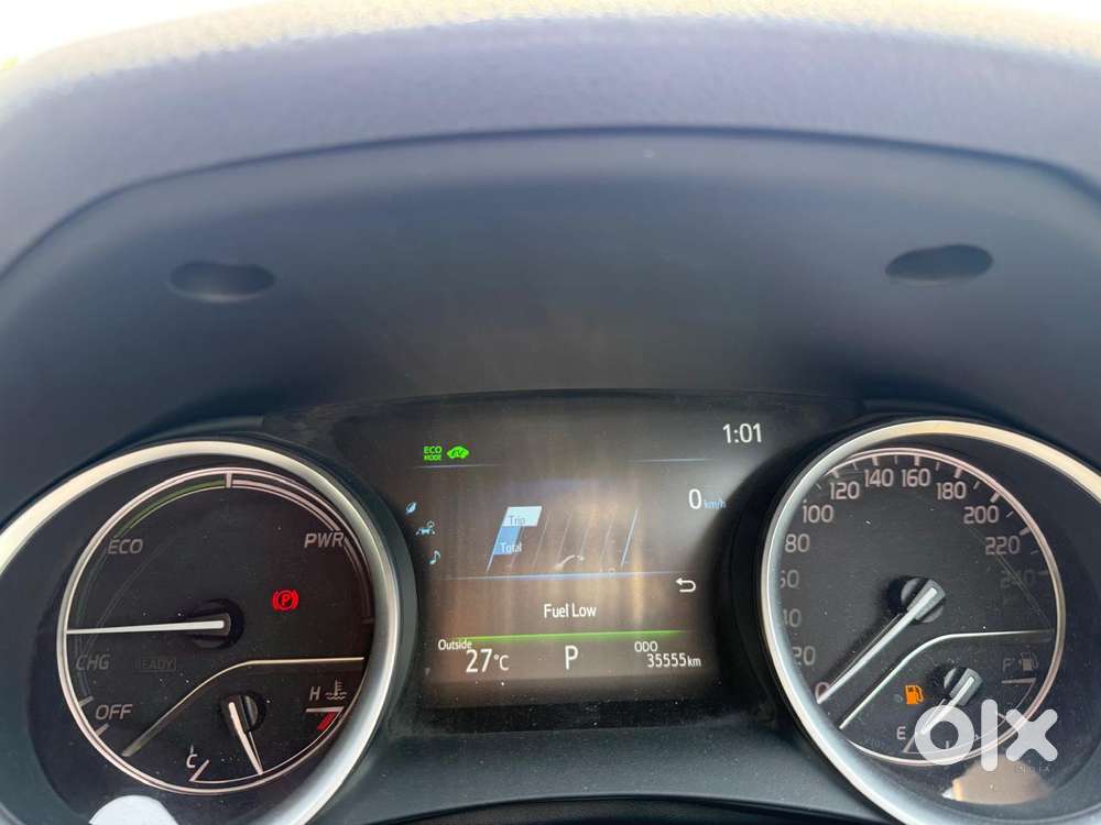 Toyota Camry Hybrid, 2022, Petrol