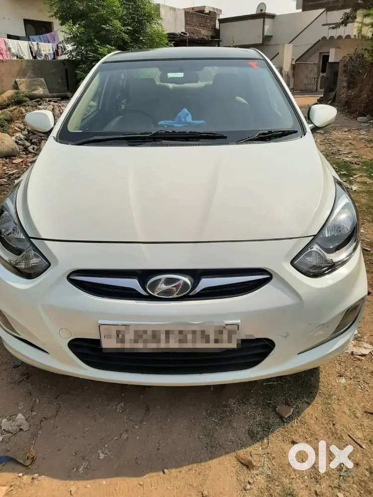 Hyundai Verna 1.6 Crdi Manual 2013