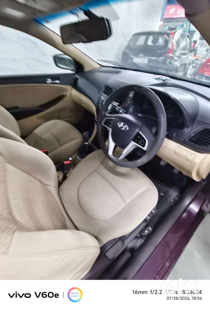Hyundai Verna Fluidic 1.6 Vtvt Sx, 2011, Petrol