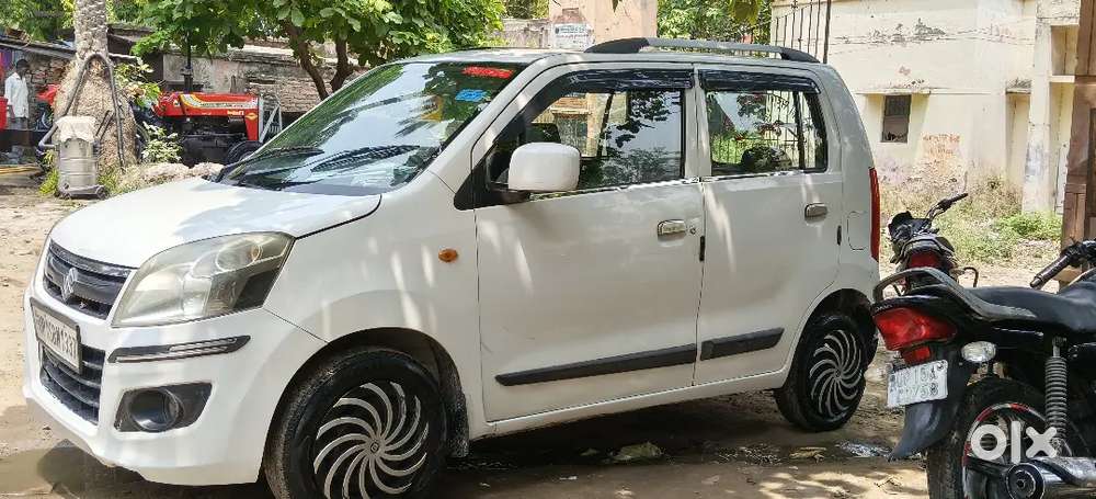 Maruti Suzuki Brezza 2014 At Variant