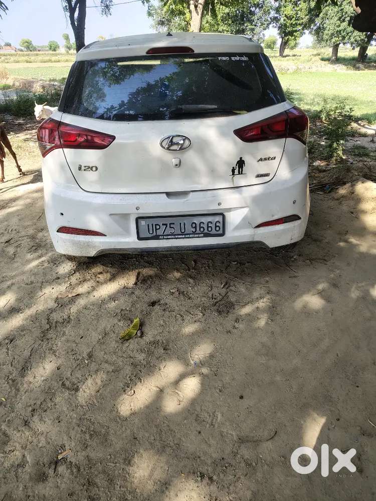 Hyundai Elite I20 2014 Diesel 125000 Km Driven