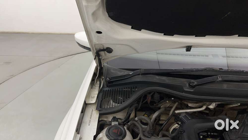 Volkswagen Vento 2010-2013 Petrol Highline At, 2020, Petrol