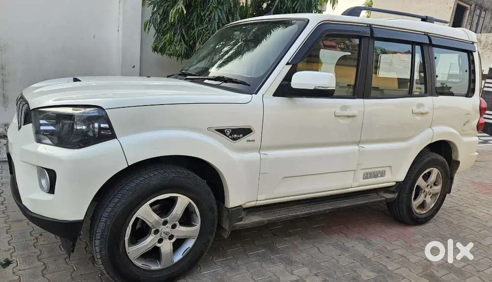 Mahindra Scorpio 2021 Diesel 98100 Km Driven