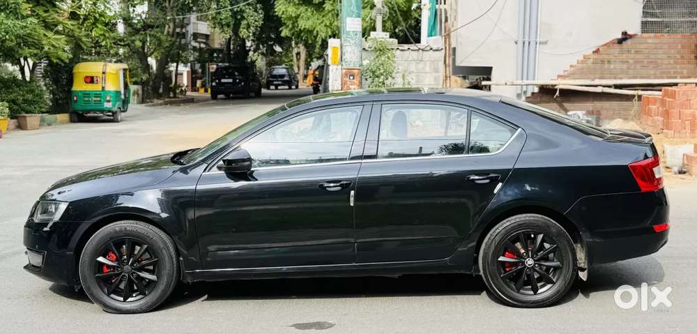 Skoda Octavia Elegance 1.8 Tsi At, 2014, Petrol
