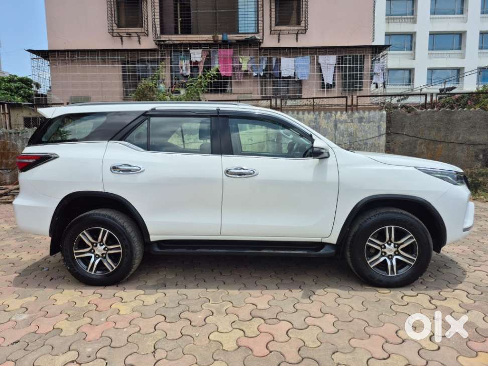 Toyota Fortuner 4x2 At 2.8 Diesel, 2023, Petrol