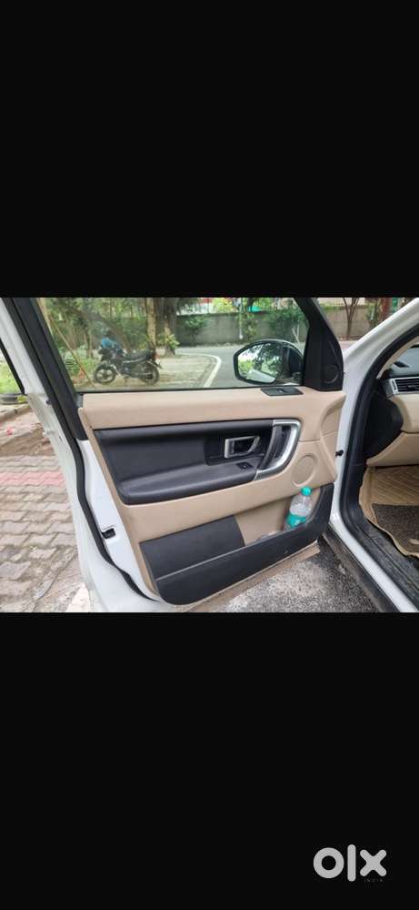 Land Rover Discovery 2018 Petrol Automatic