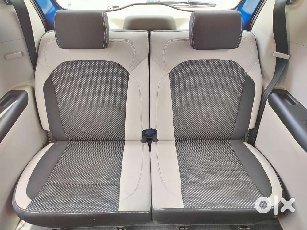 Renault Triber, 2023, Petrol