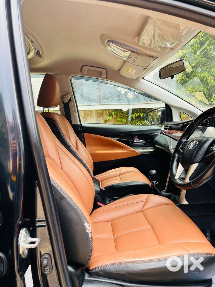 Toyota Innova Crysta