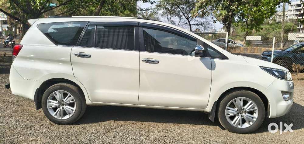 Toyota Innova Crysta 2.8z Automatic, 2017, Diesel