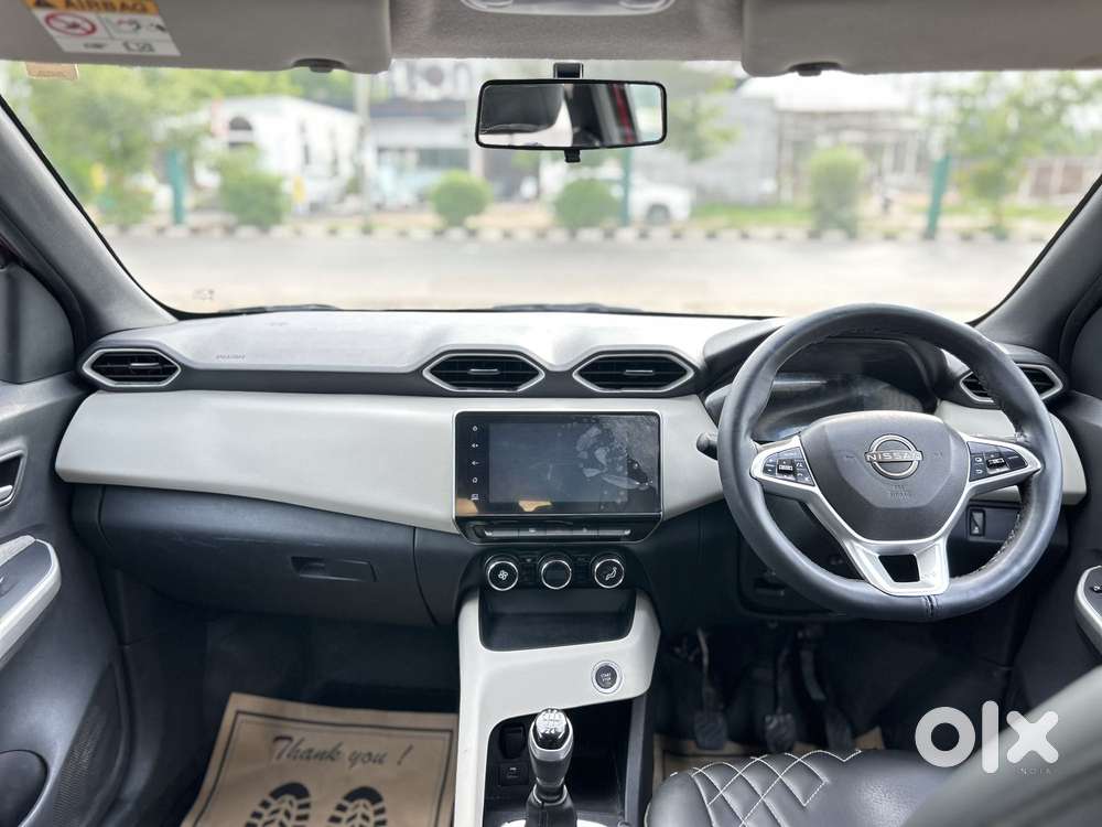 Nissan Magnite 1.0 Xv, 2023, Petrol