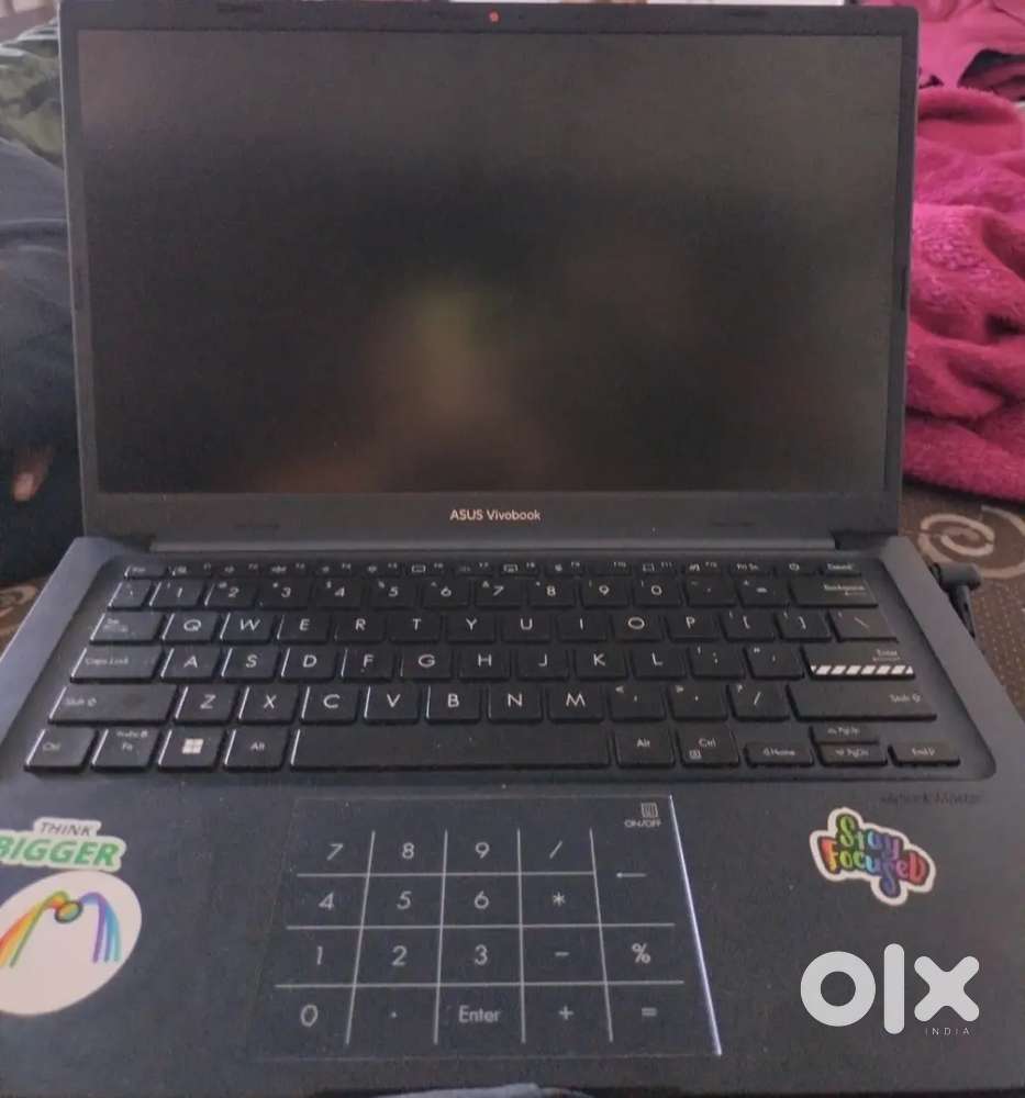 Asus vivobook 14
